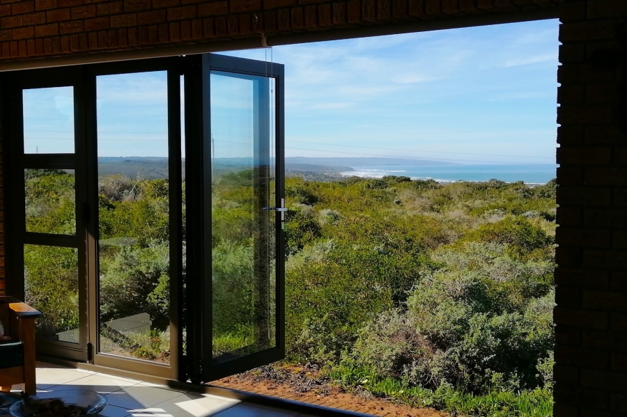 4 Bedroom Property for Sale in Stilbaai Wes Western Cape
